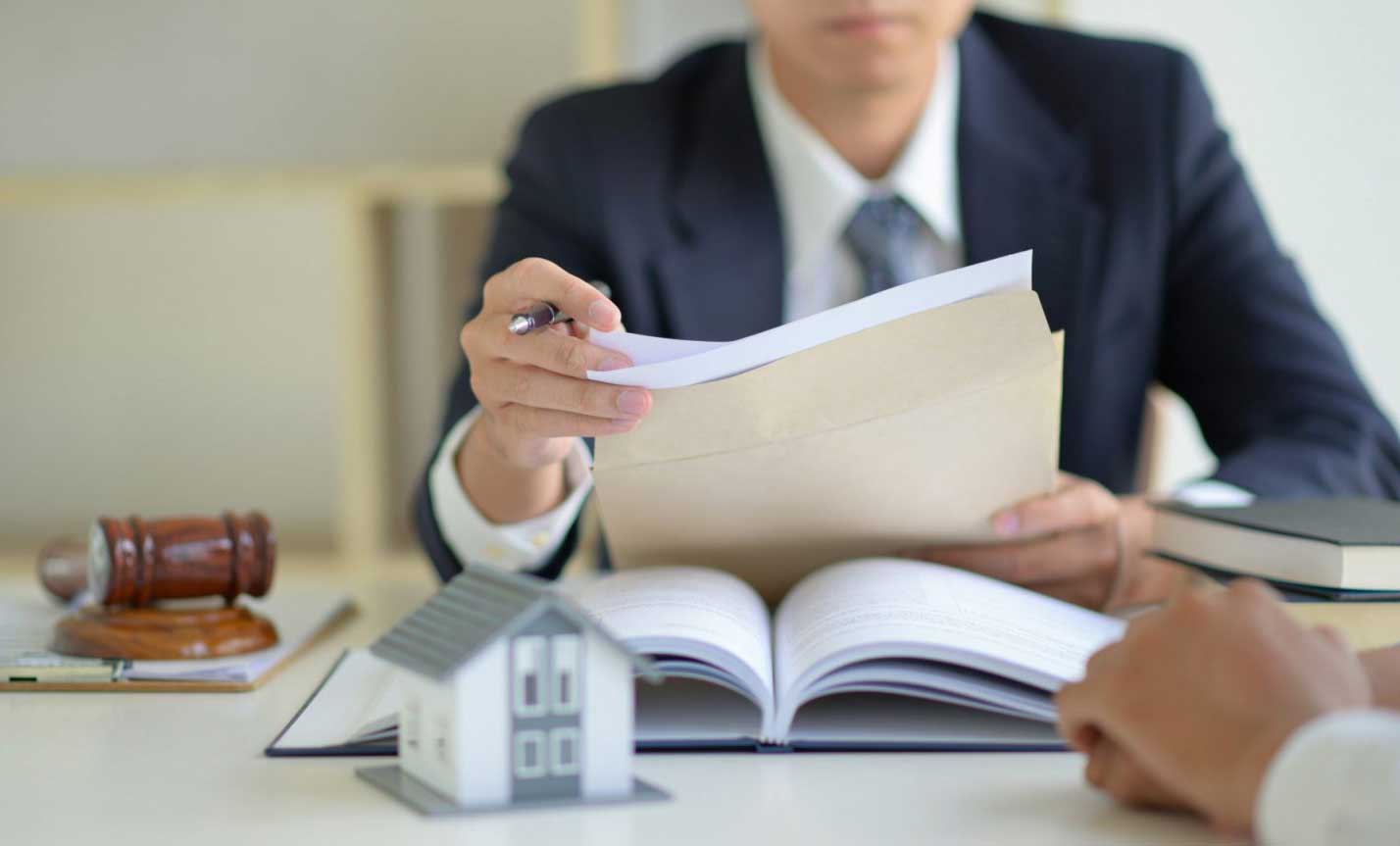 بهترین وکیل ملکی
