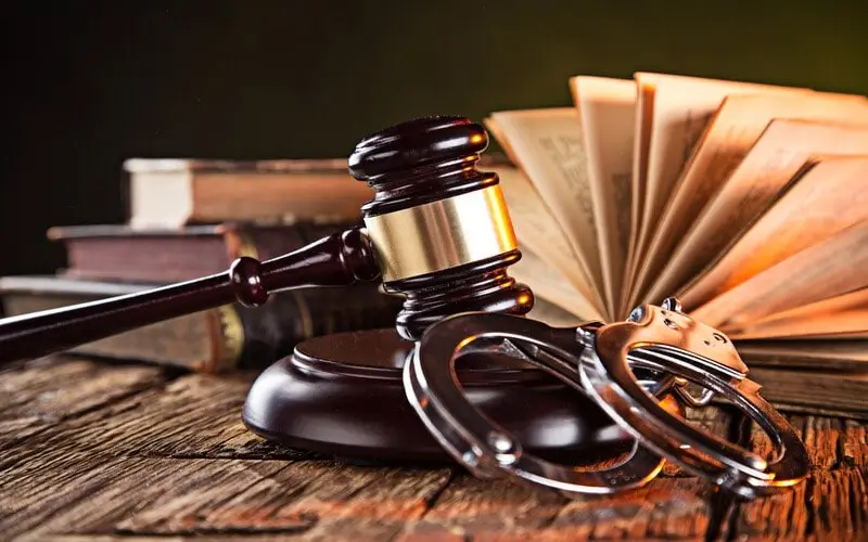 وظایف وکیل کیفری