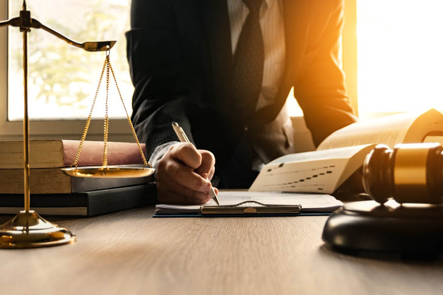 هزینه وکیل در شهریار